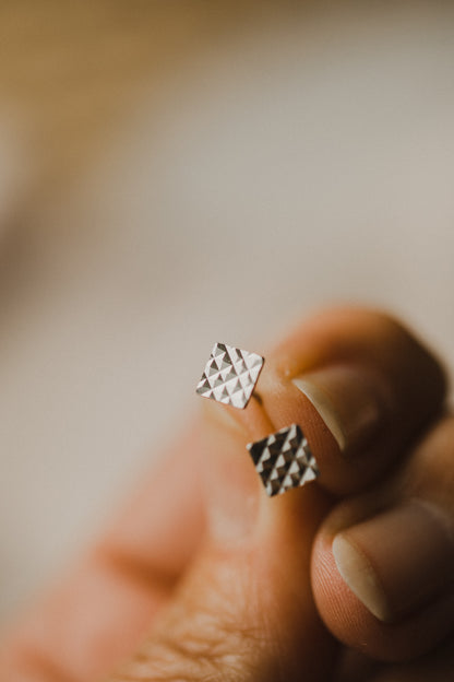 Mini stud earrings made of 925 Sterling silver