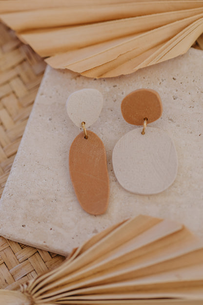 round earrings made of polymer clay in autumn colors