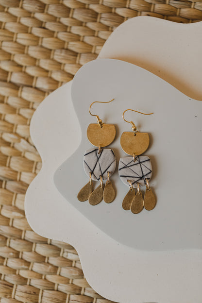 MARJA - small drop earrings gold