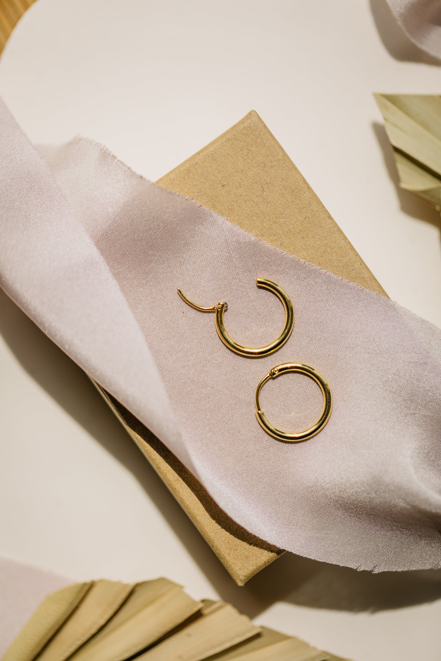 wide oval hoop earrings