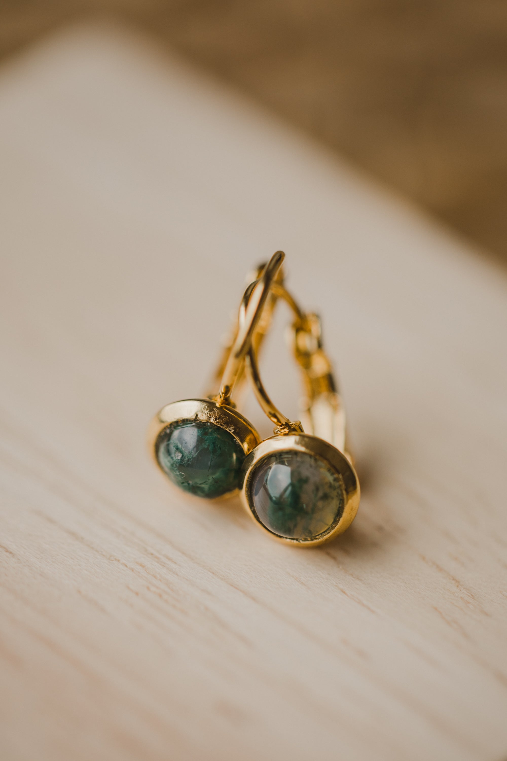 green aventurine gemstone earrings (6 mm)