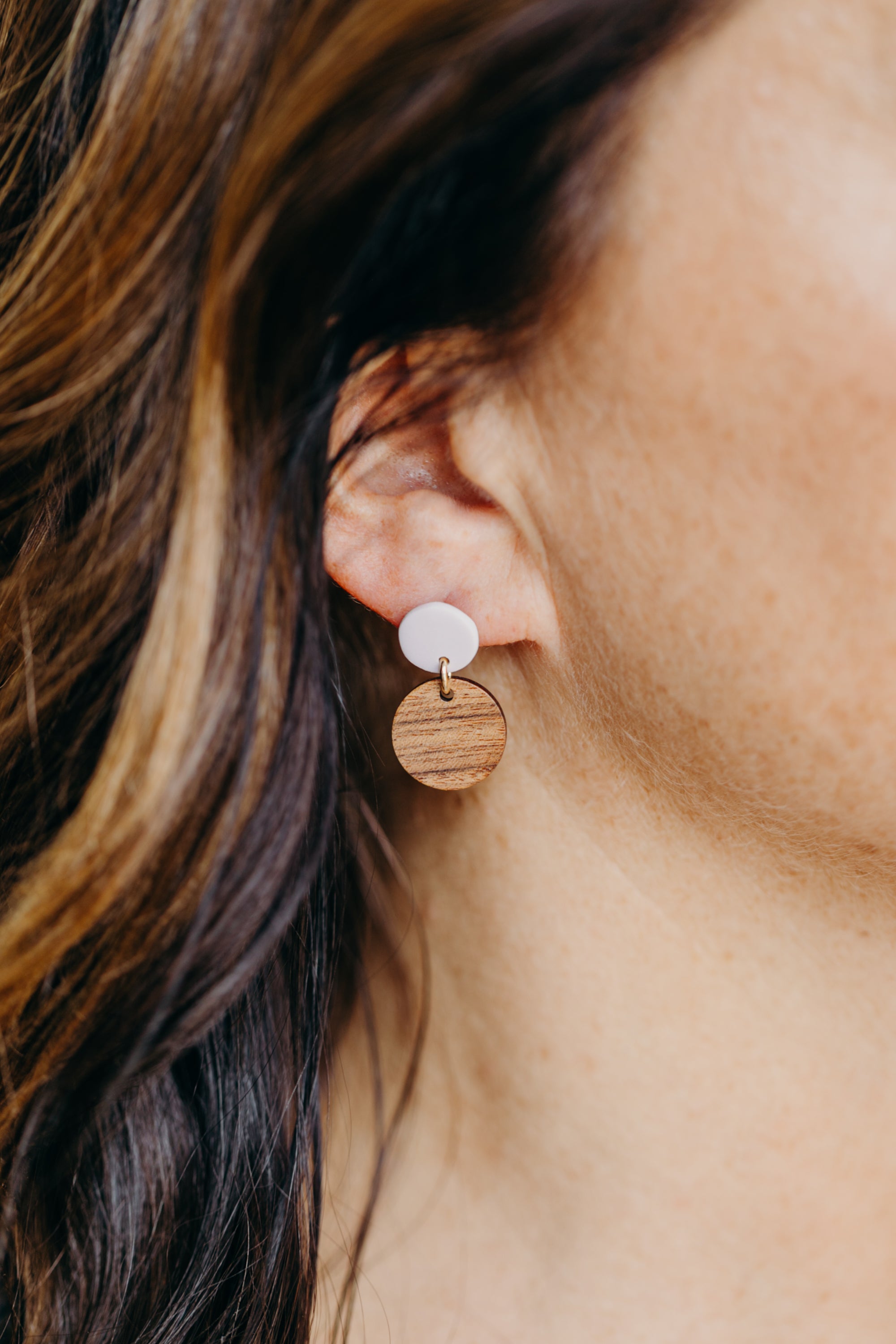 round polymer clay earrings in white with round wooden pendant