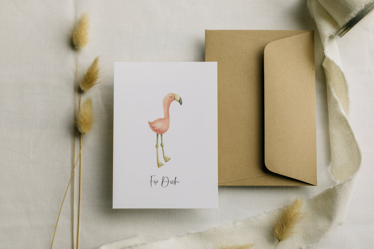 Postkarte Flamingo mit der Aufschrift: &quot;Für Dich&quot;