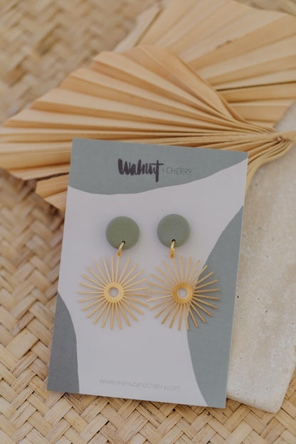 fringe earrings made of brass