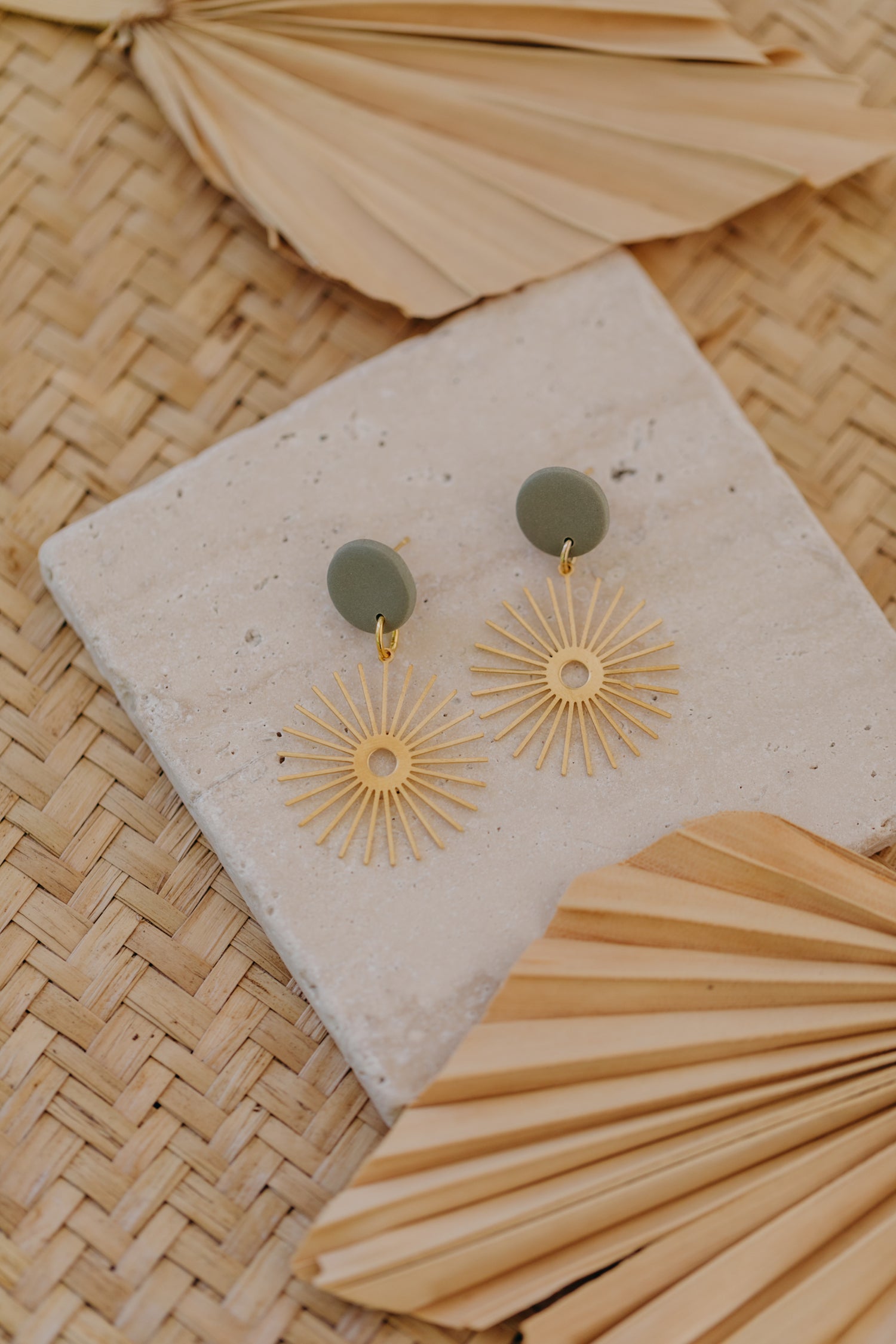 fringe earrings made of brass