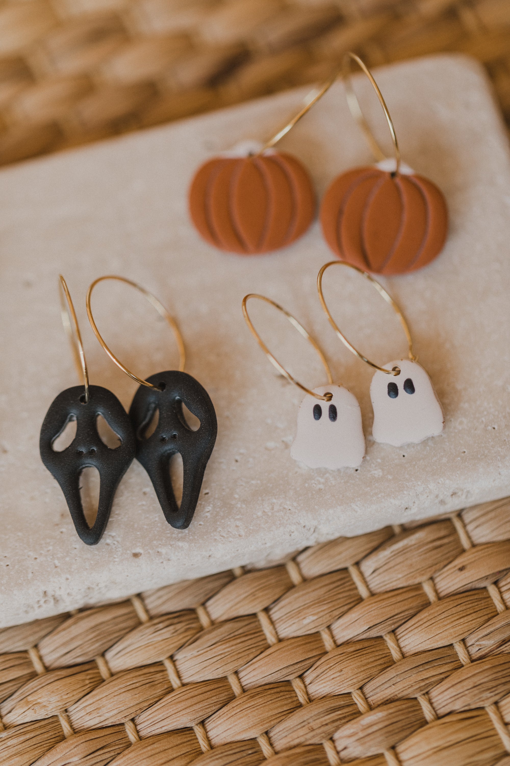 Halloween Ohrringe Ghost Face aus Polymer Ton