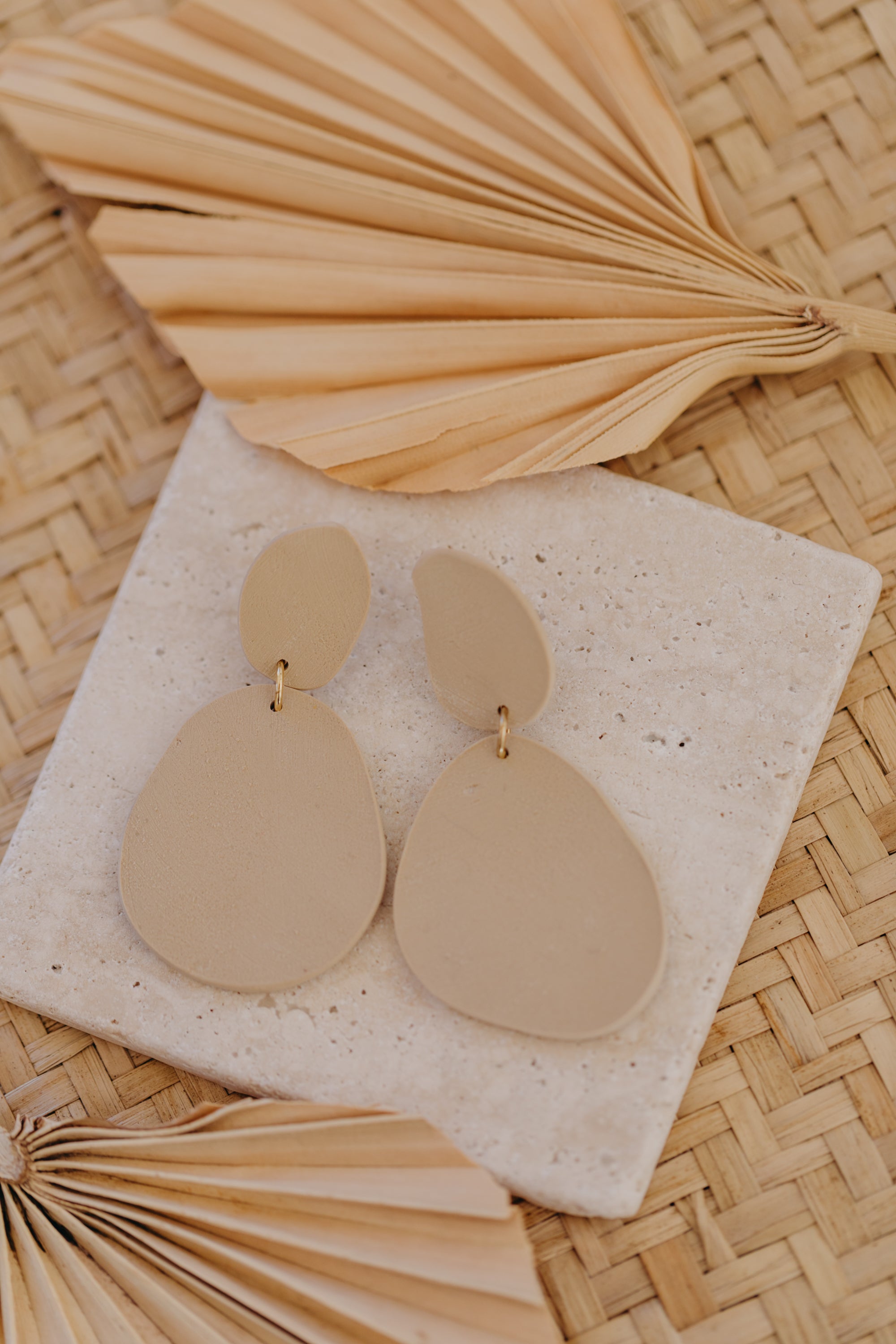 round earrings made of polymer clay in autumn colors