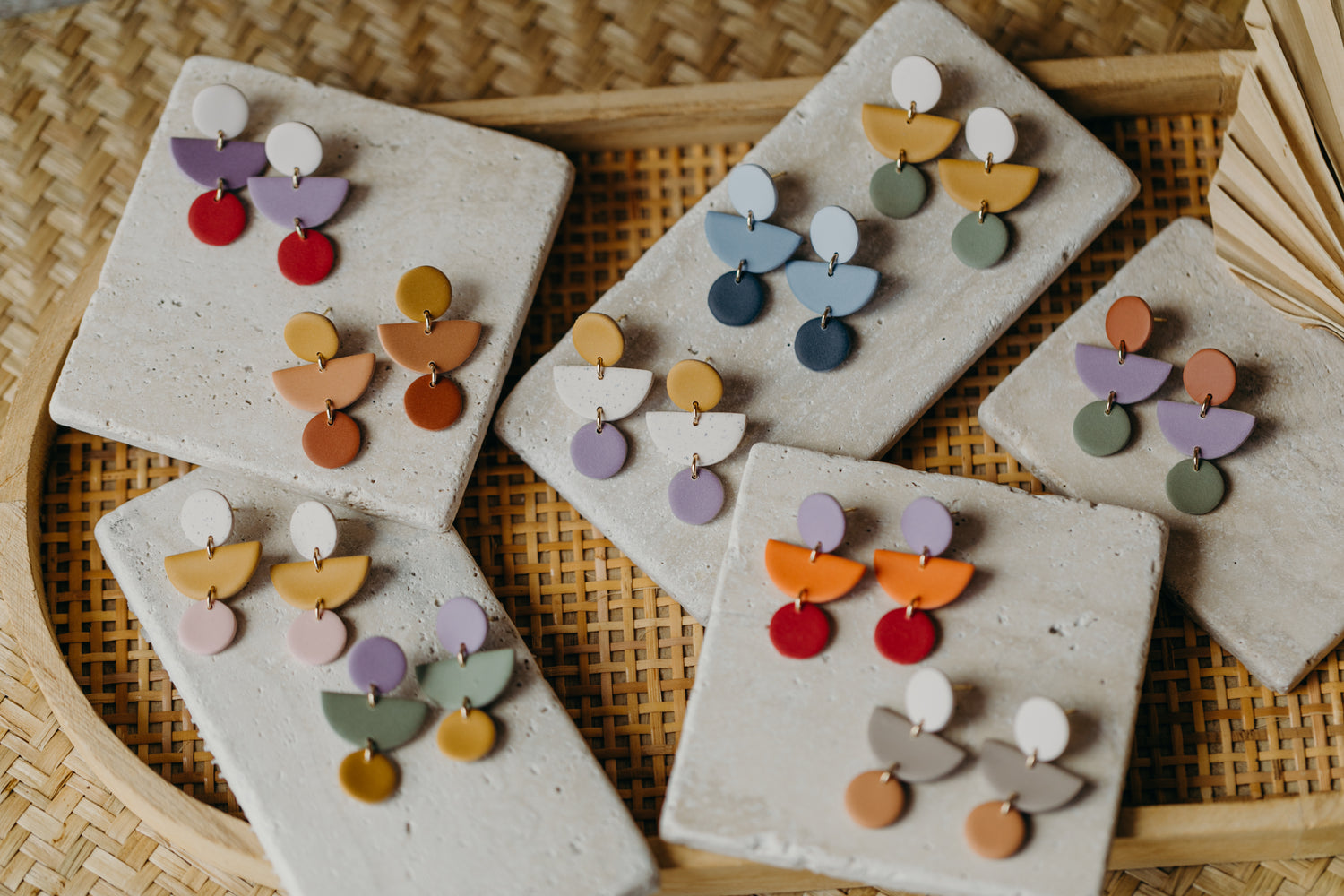 Mailin - Polymer clay earrings in vanilla, light purple and red