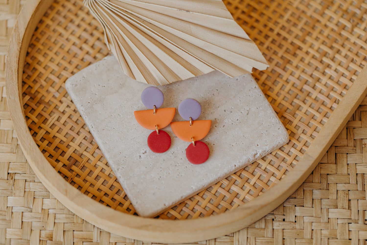 Mailin - Polymer clay earrings in light purple, orange and red