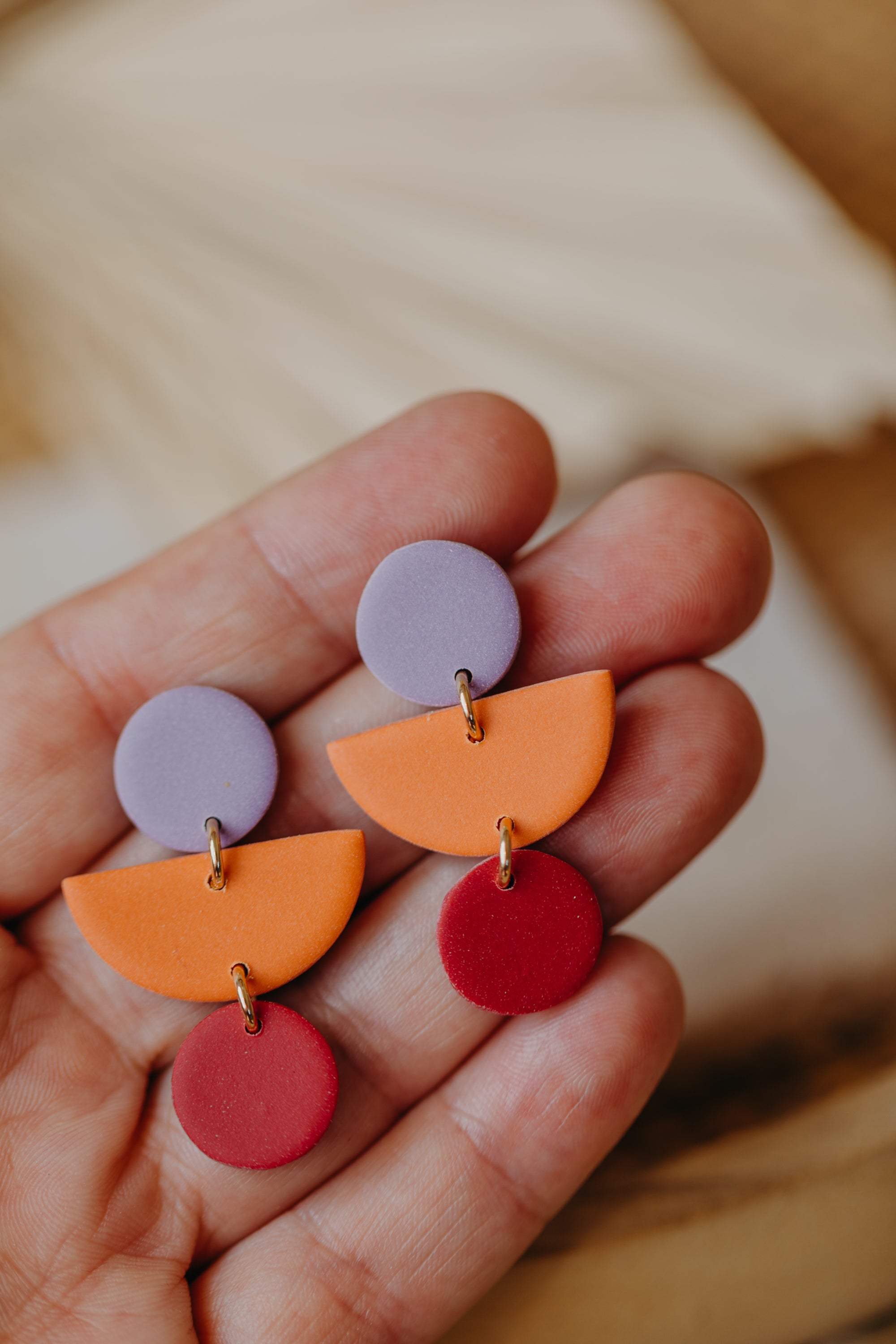 Mailin - Polymer clay earrings in light purple, orange and red