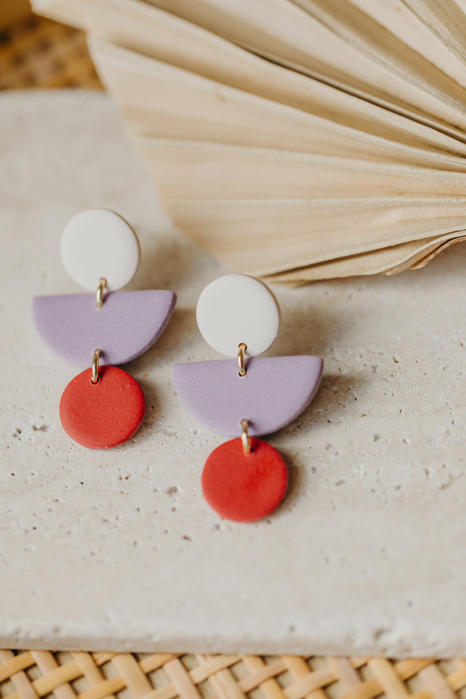 Mailin - Polymer clay earrings in vanilla, light purple and red