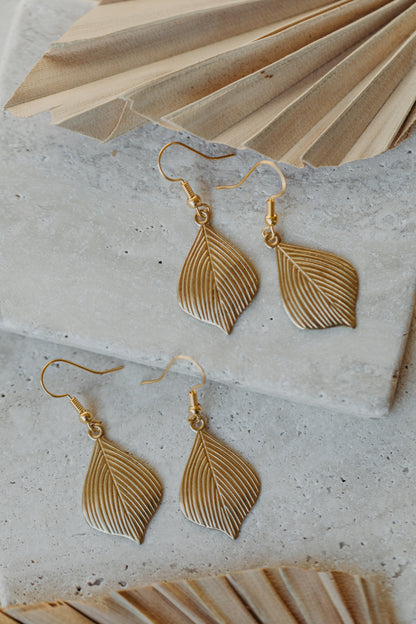 fringe earrings made of brass