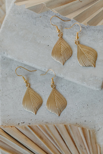 fringe earrings made of brass