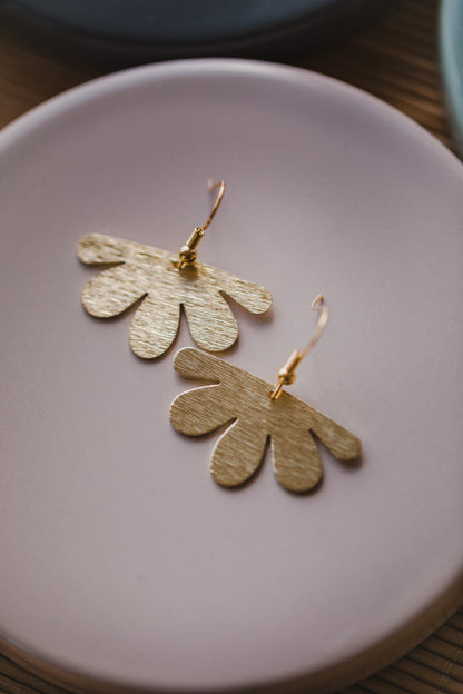 fringe earrings made of brass