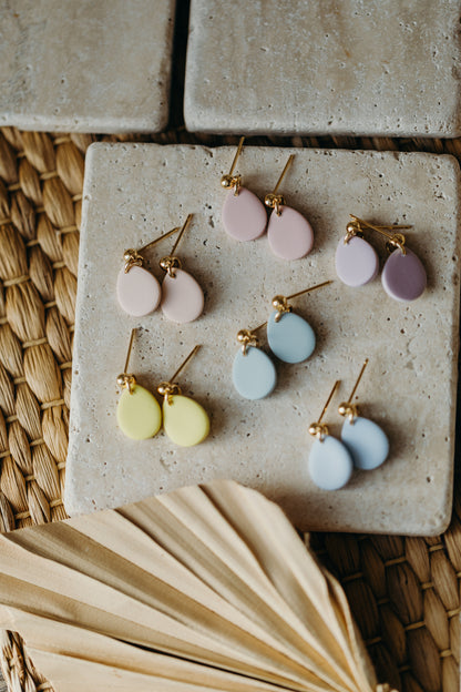 NOMI - small drop earrings in pastel colors