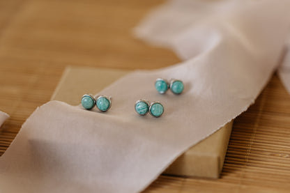 turquoise amazonite gemstone stud earrings silver (6 mm)