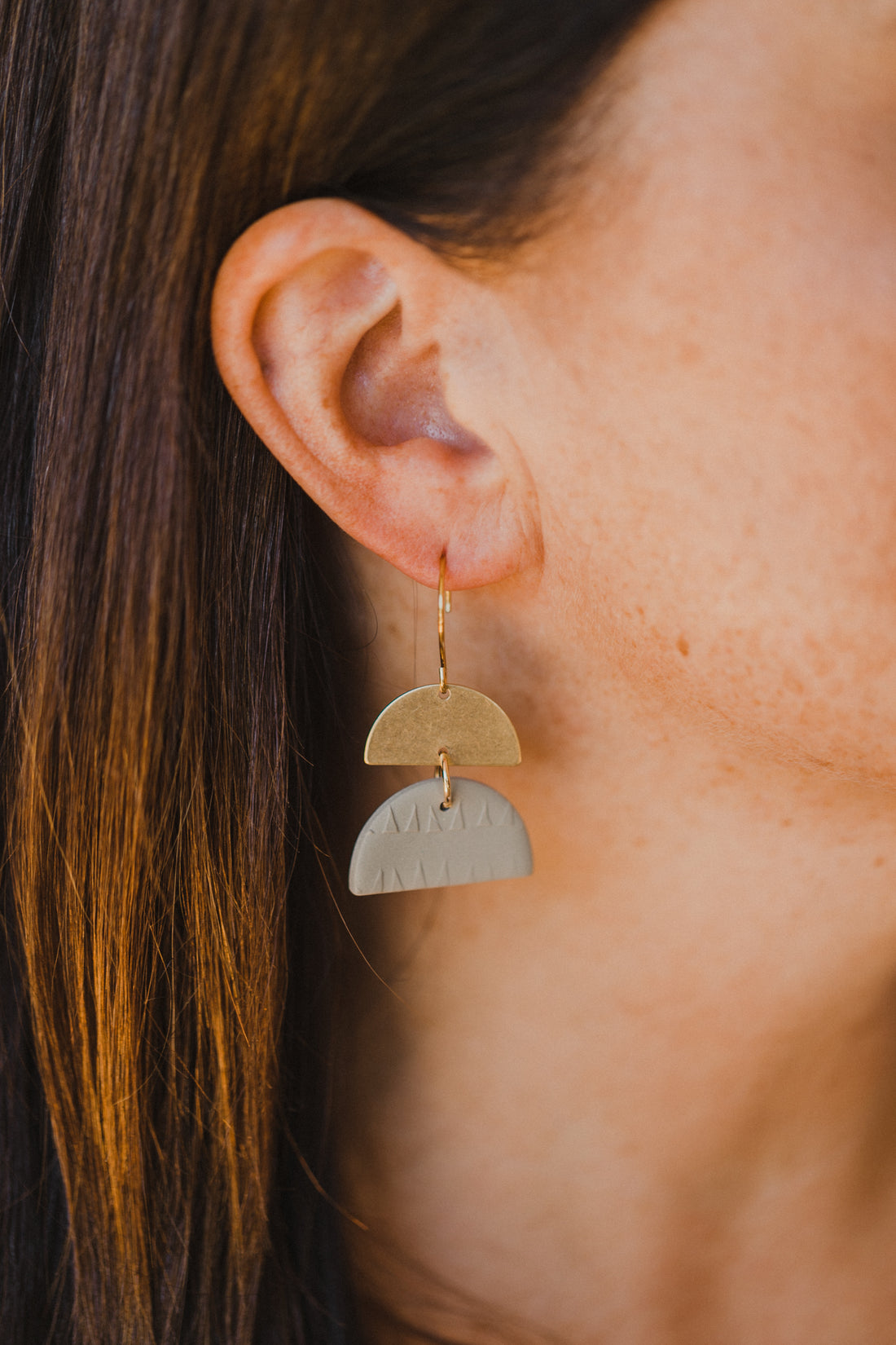 MARJA - small drop earrings gold