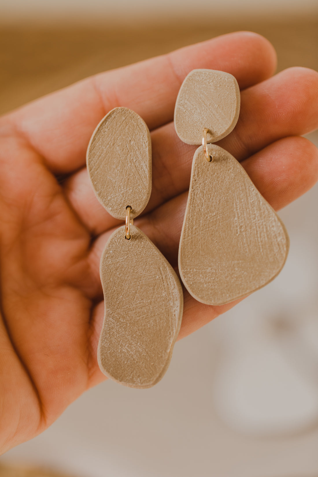 round earrings made of polymer clay in autumn colors