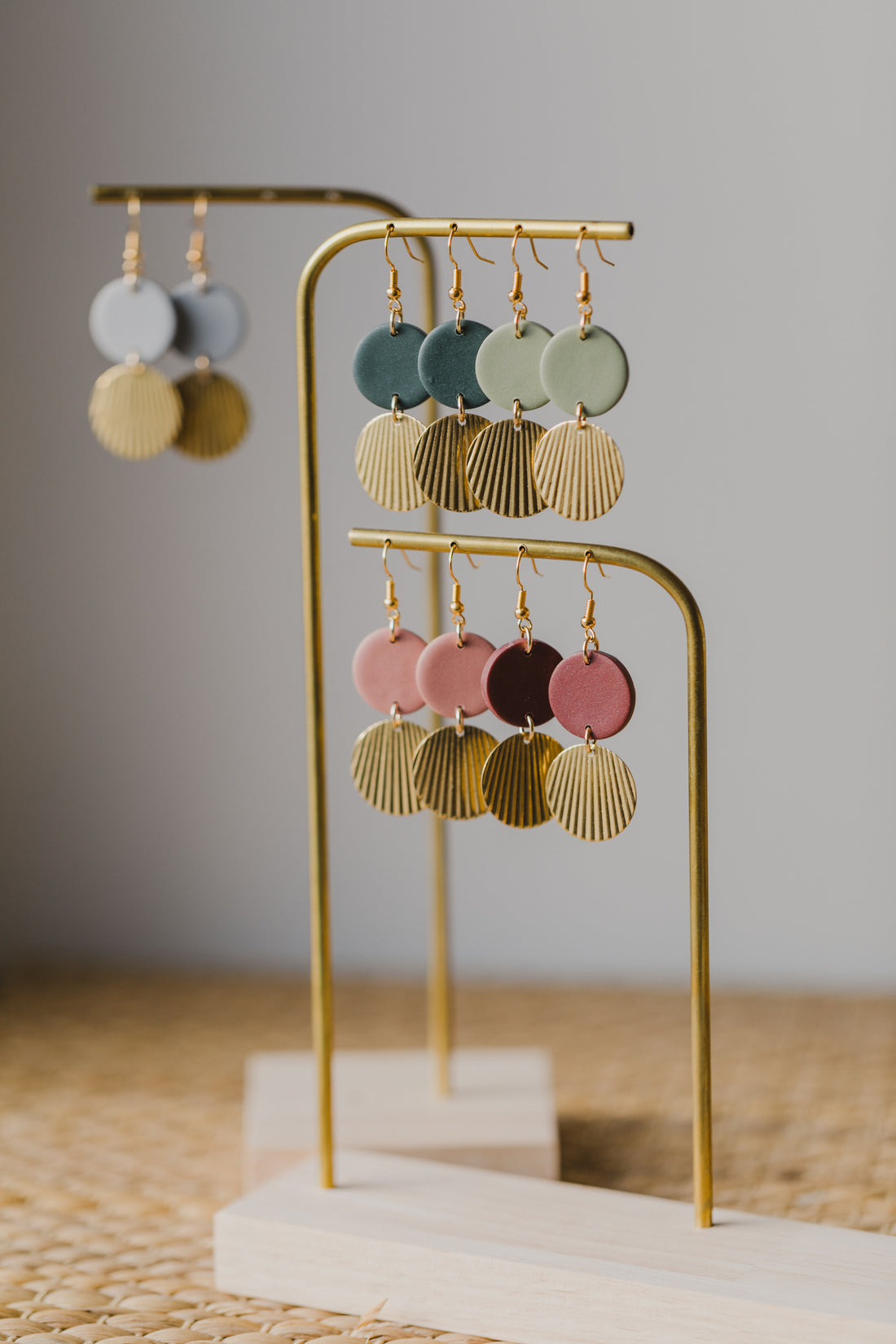 MARJA - small drop earrings gold