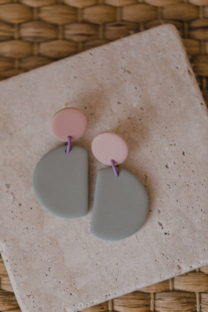 round earrings made of polymer clay in autumn colors