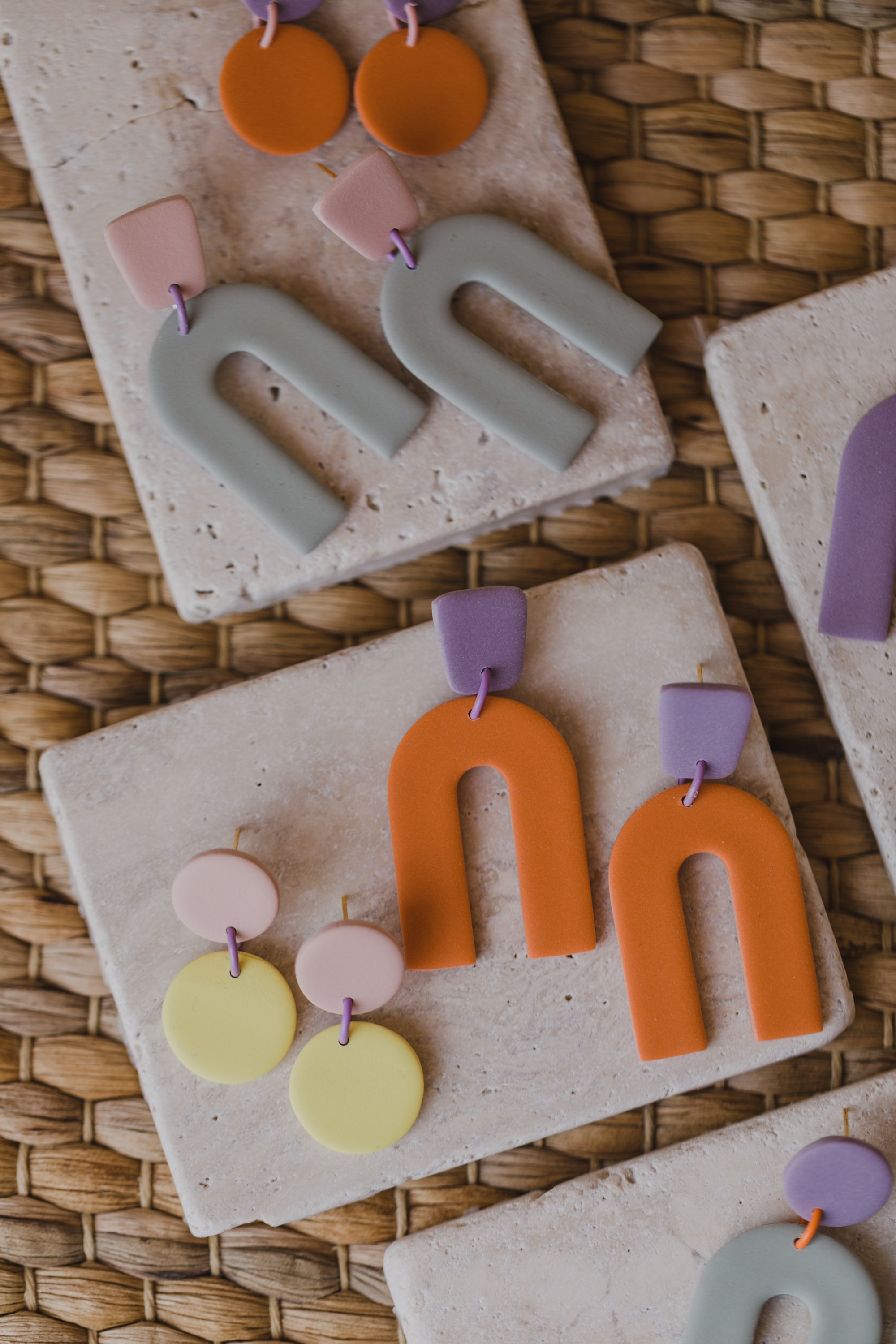 round earrings made of polymer clay in autumn colors