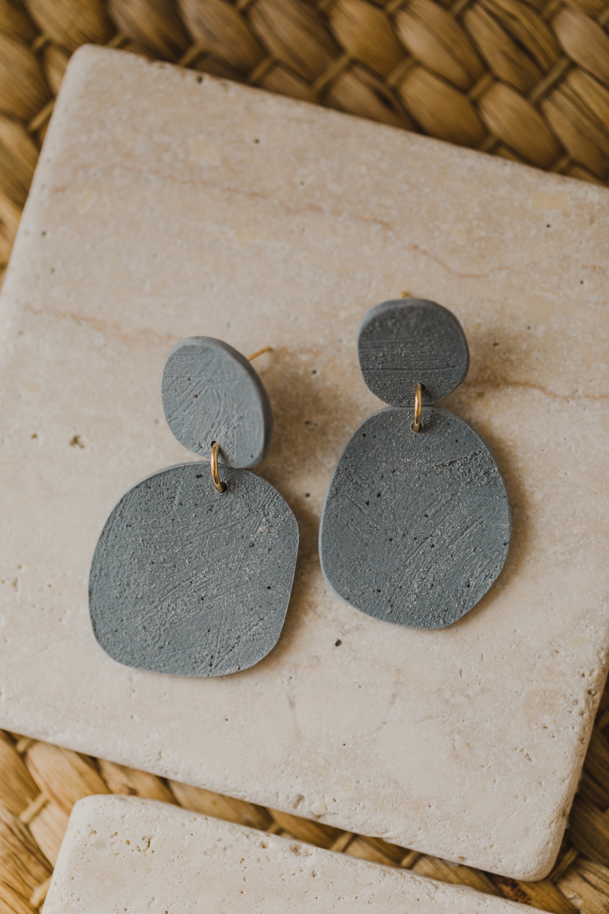 round earrings made of polymer clay in autumn colors