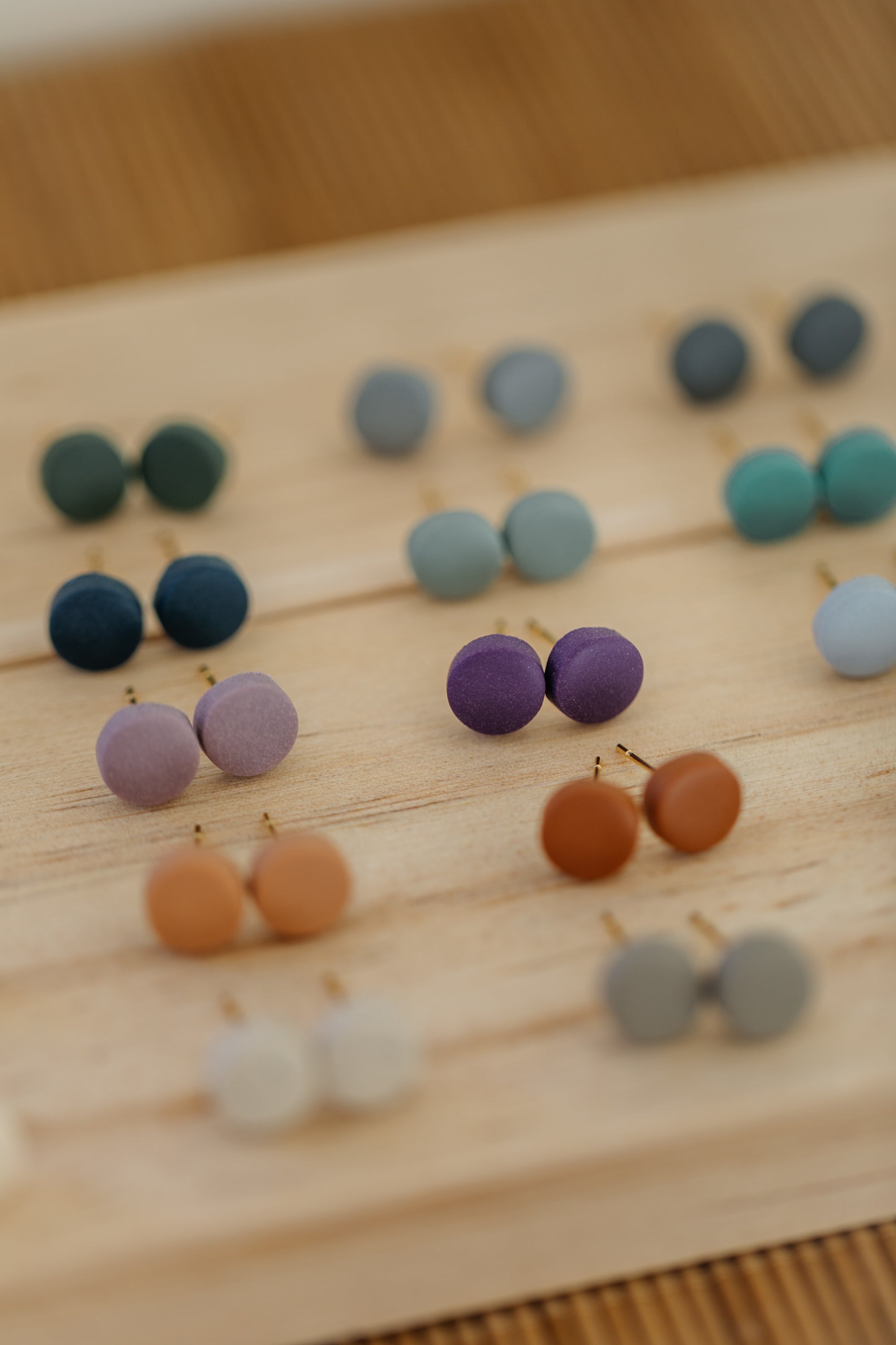 MICI - small round earrings made of polymer clay