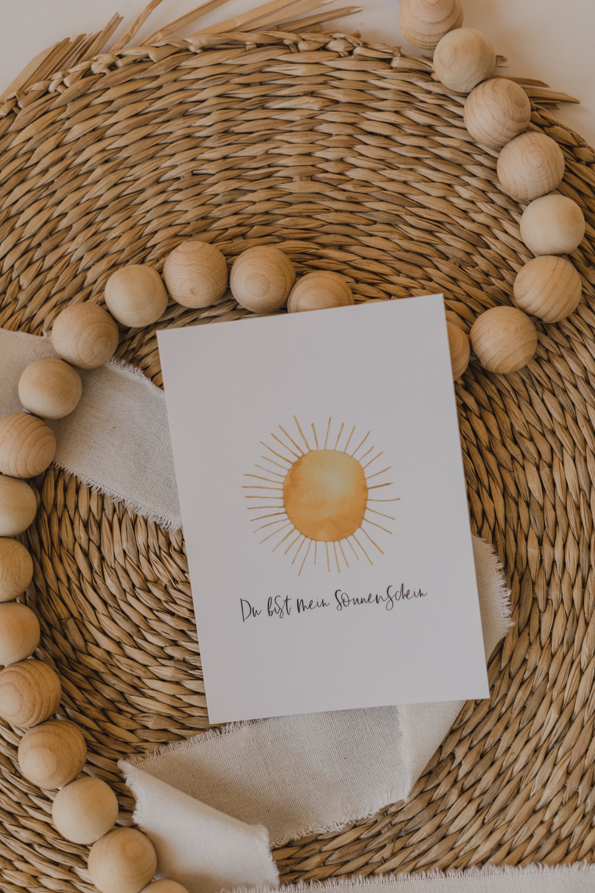 Postkarte gelbe Sonne mit dem Aufdruck &quot;Du bist mein Sonnenschein&quot;