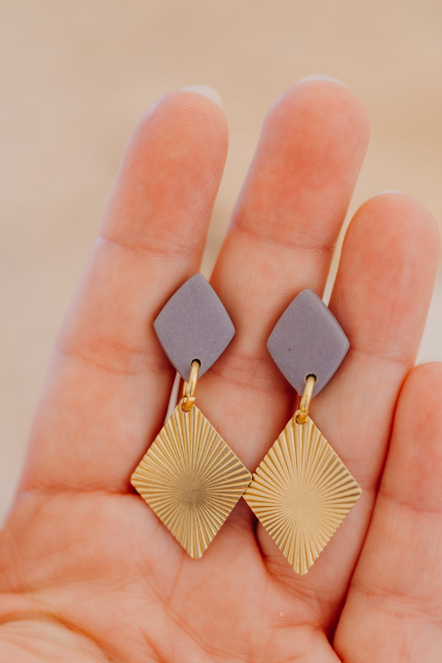 fringe earrings made of brass