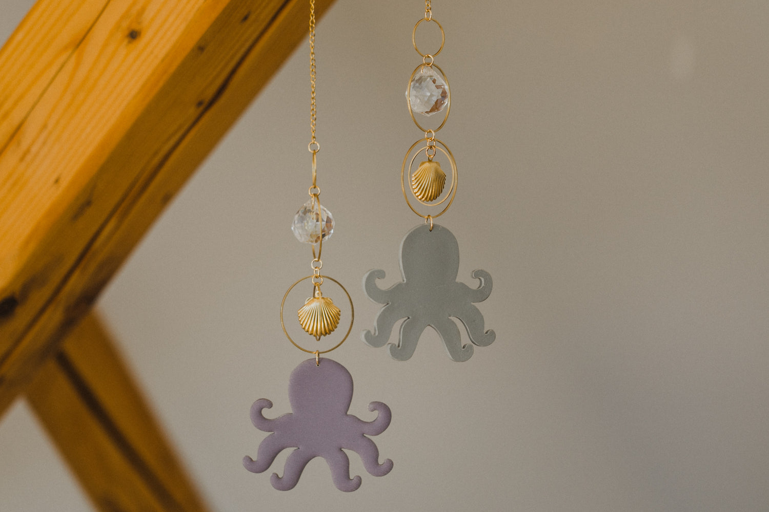 Suncatcher octopus, purple or mint 