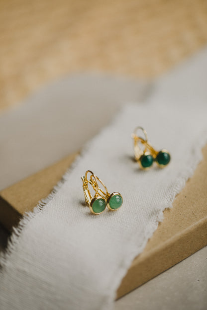 green aventurine gemstone earrings (6 mm)